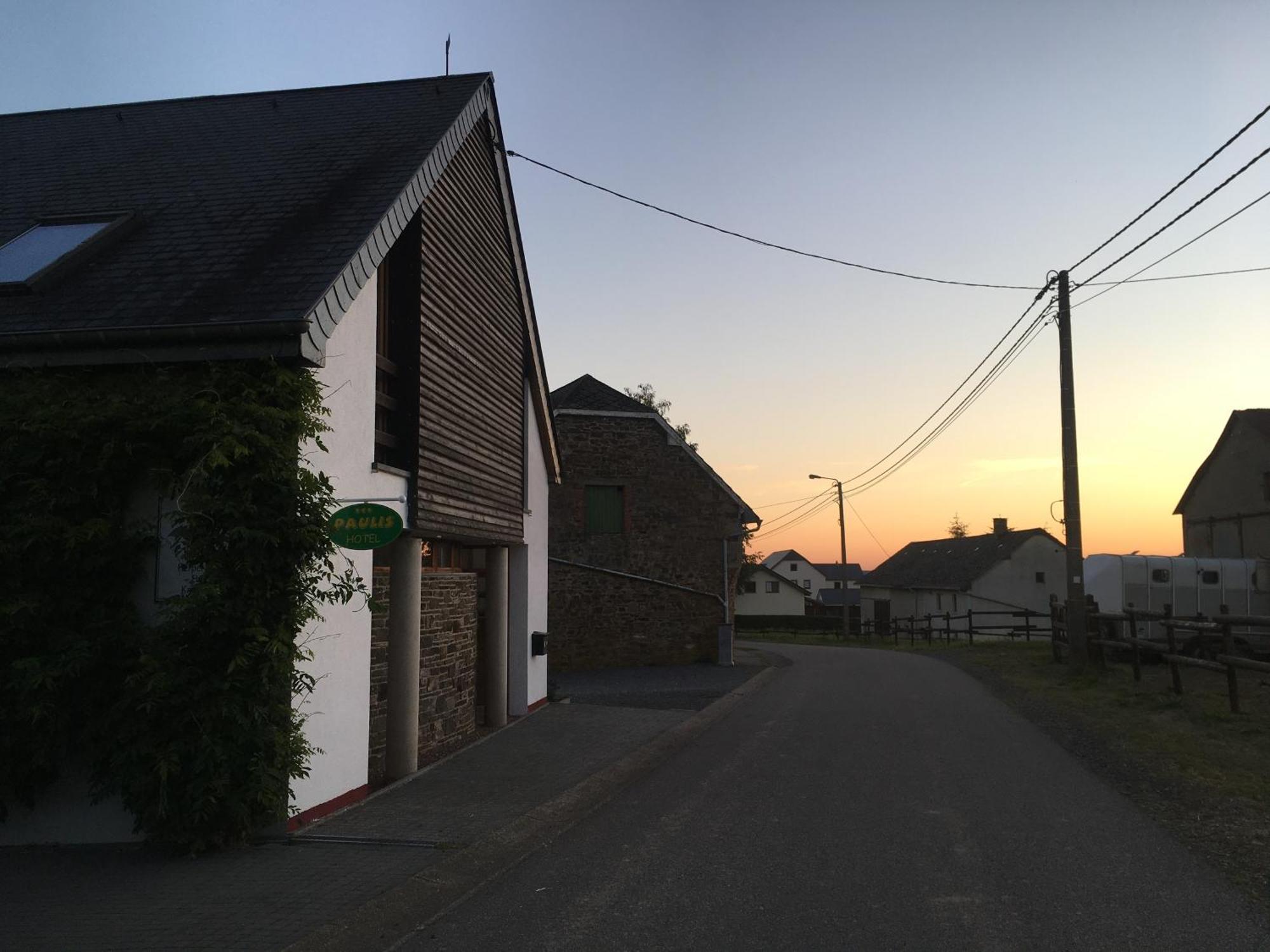 Paulis Cozy 4-Bedroom Vacation Home - With 4 Bathrooms Sun Terrace & Sauna, Nice To Hike & Bike, To Chil & Meet Bullange Exteriör bild
