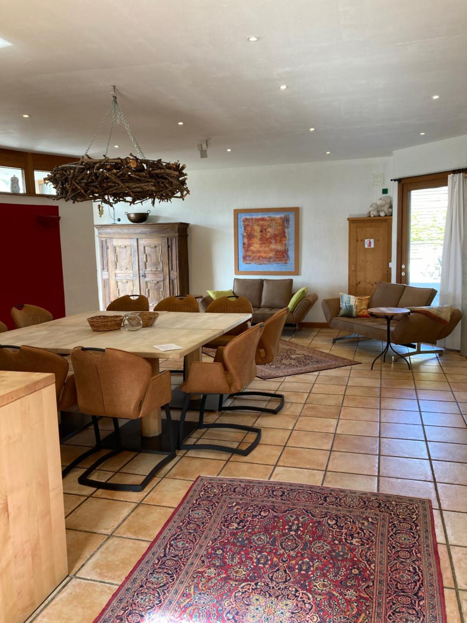 Paulis Cozy 4-Bedroom Vacation Home - With 4 Bathrooms Sun Terrace & Sauna, Nice To Hike & Bike, To Chil & Meet Bullange Exteriör bild