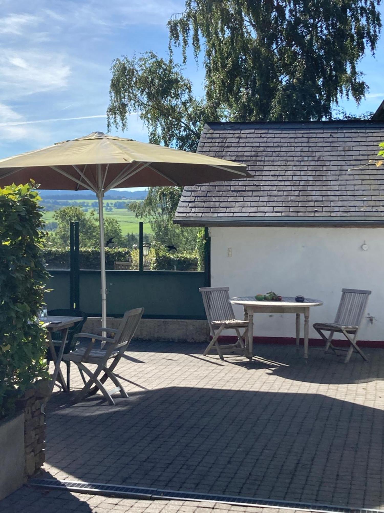 Paulis Cozy 4-Bedroom Vacation Home - With 4 Bathrooms Sun Terrace & Sauna, Nice To Hike & Bike, To Chil & Meet Bullange Exteriör bild